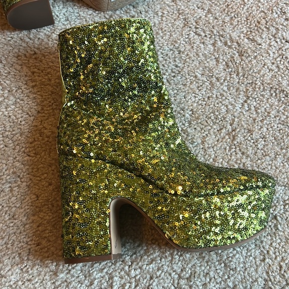 Circus by Sam Edelman Ilana Fashion green grinch sequin heel boot shoe 6.5 - Picture 3 of 11